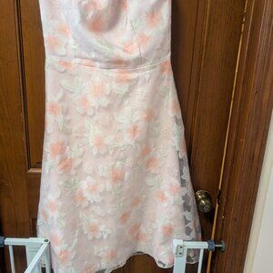 Womens Vintage dress, likely a size 8